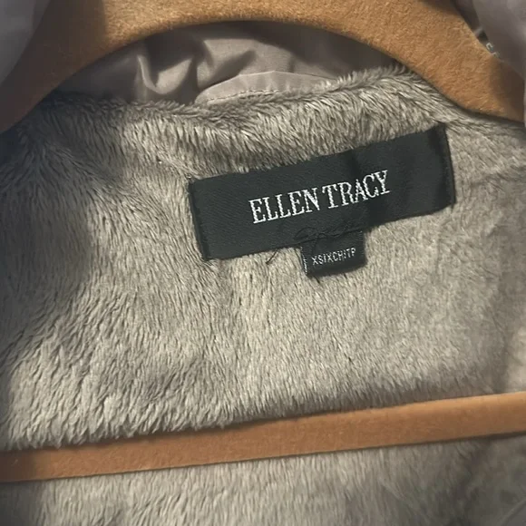 Jacket - Picture 2 of 3